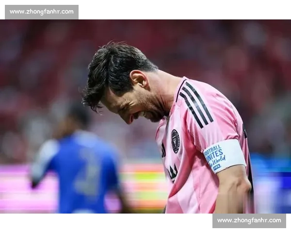 巴雷拉:限制梅西需团队协作,波尔图誓破世俱杯困局 巴雷拉:限制梅西需团队协作,波尔图誓破世俱杯困局