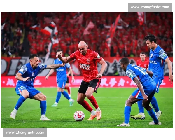 4-1 逆转登顶!成都蓉城 30 分钟狂轰 3 球打懵海港 4-1 逆转登顶!成都蓉城 30 分钟狂轰 3 球打懵海港