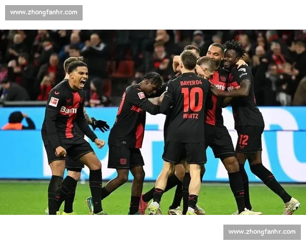 滕哈格力挺希克留队,勒沃库森锋霸遭英超意甲哄抢 滕哈格力挺希克留队,勒沃库森锋霸遭英超意甲哄抢